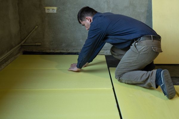 Floor Insulation Installation in Crown Point